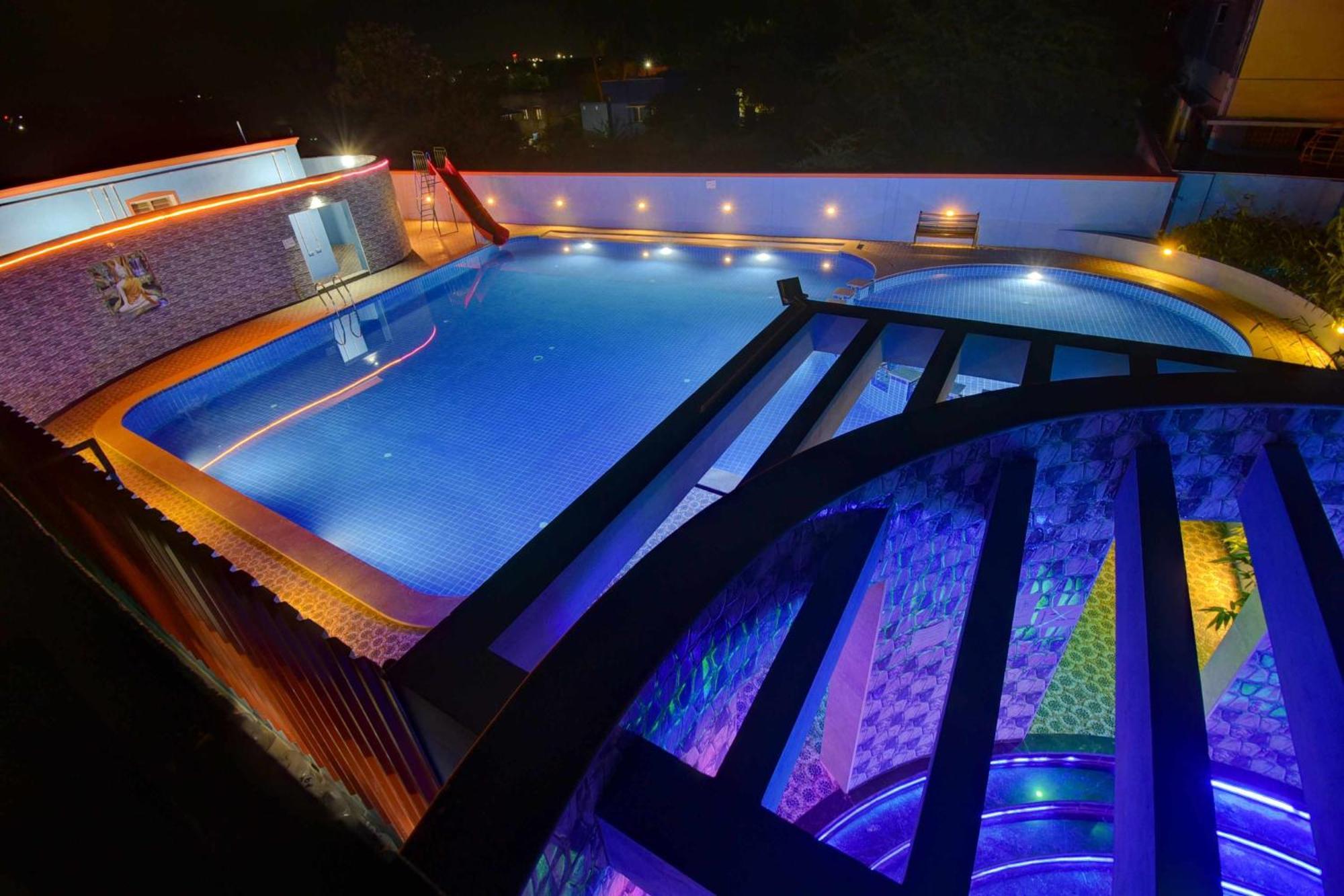 Collectipn O Pradee Queen Resort Chennai Ngoại thất bức ảnh