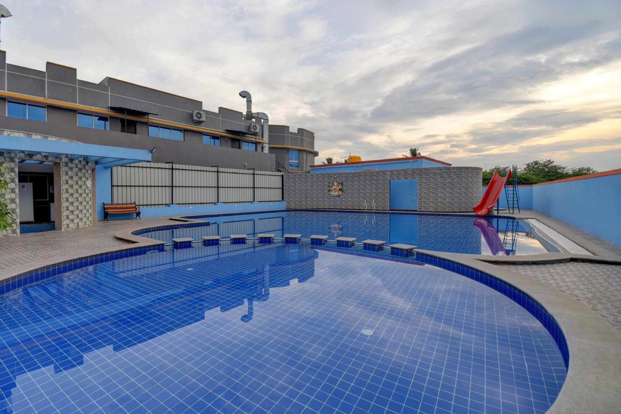 Collectipn O Pradee Queen Resort Chennai Ngoại thất bức ảnh