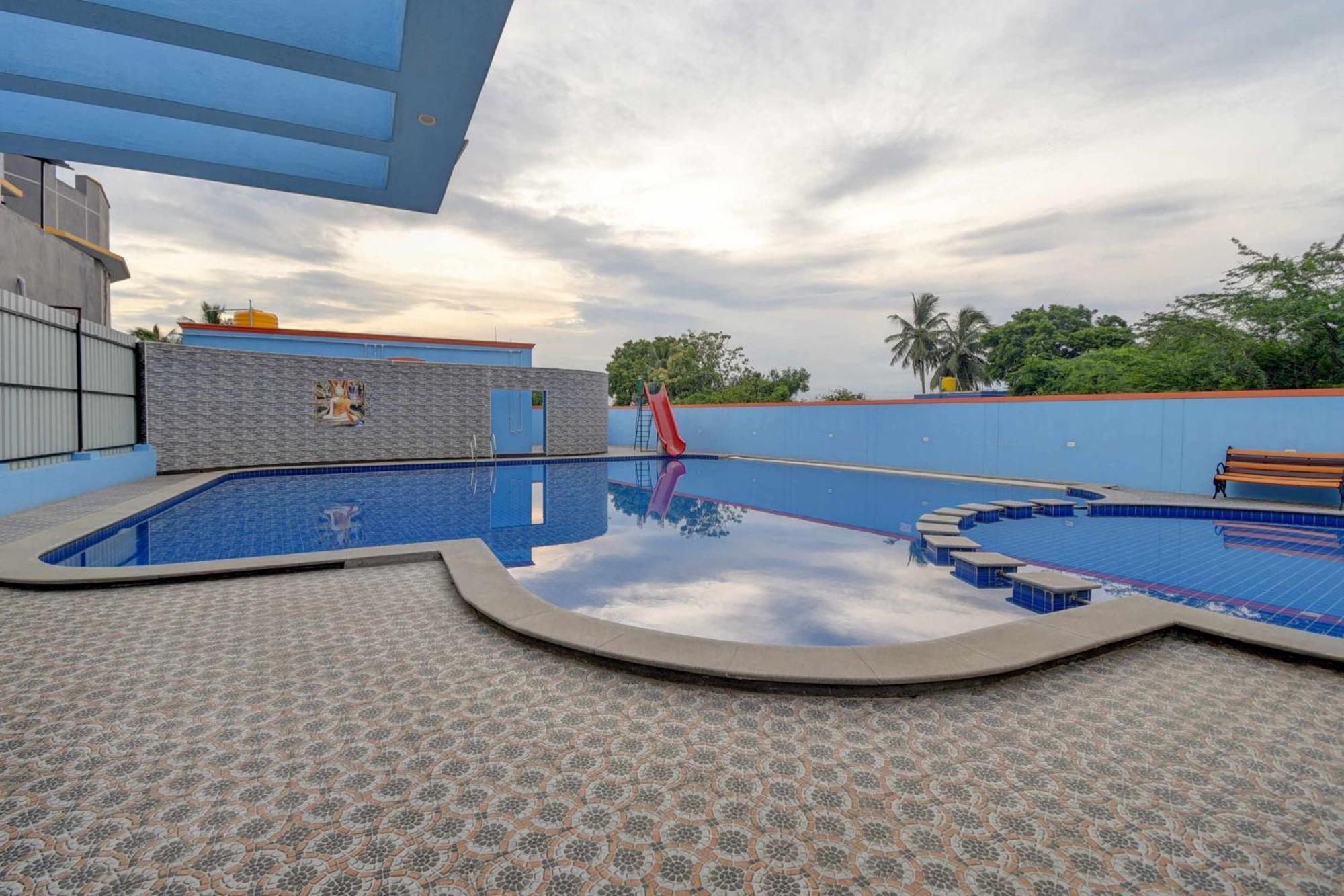 Collectipn O Pradee Queen Resort Chennai Ngoại thất bức ảnh